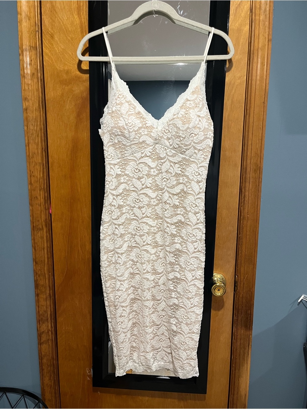 Windsor white/nude Lace Midi Slip Dress - Picture 2 of 11